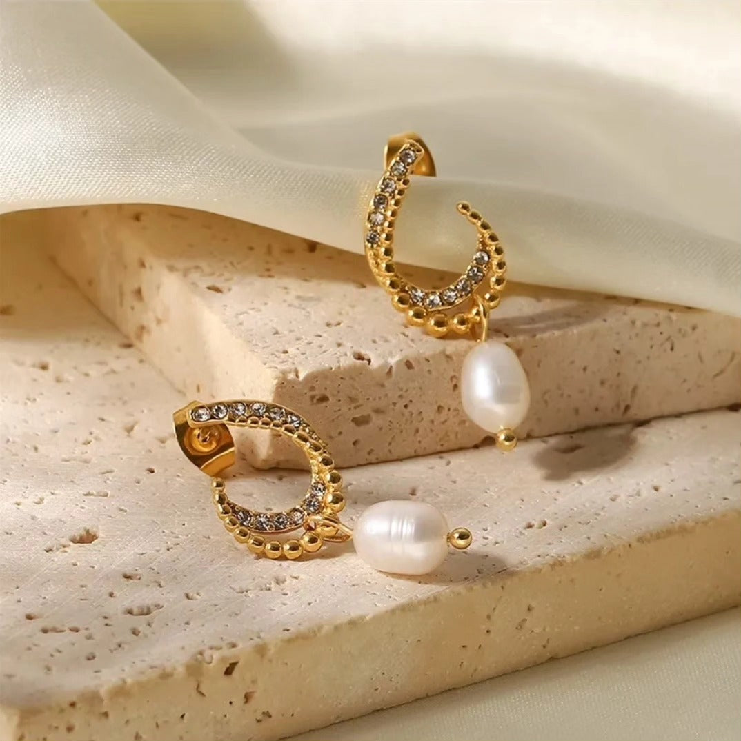 Boucles d'Oreilles Croissant Cristaux et Perle